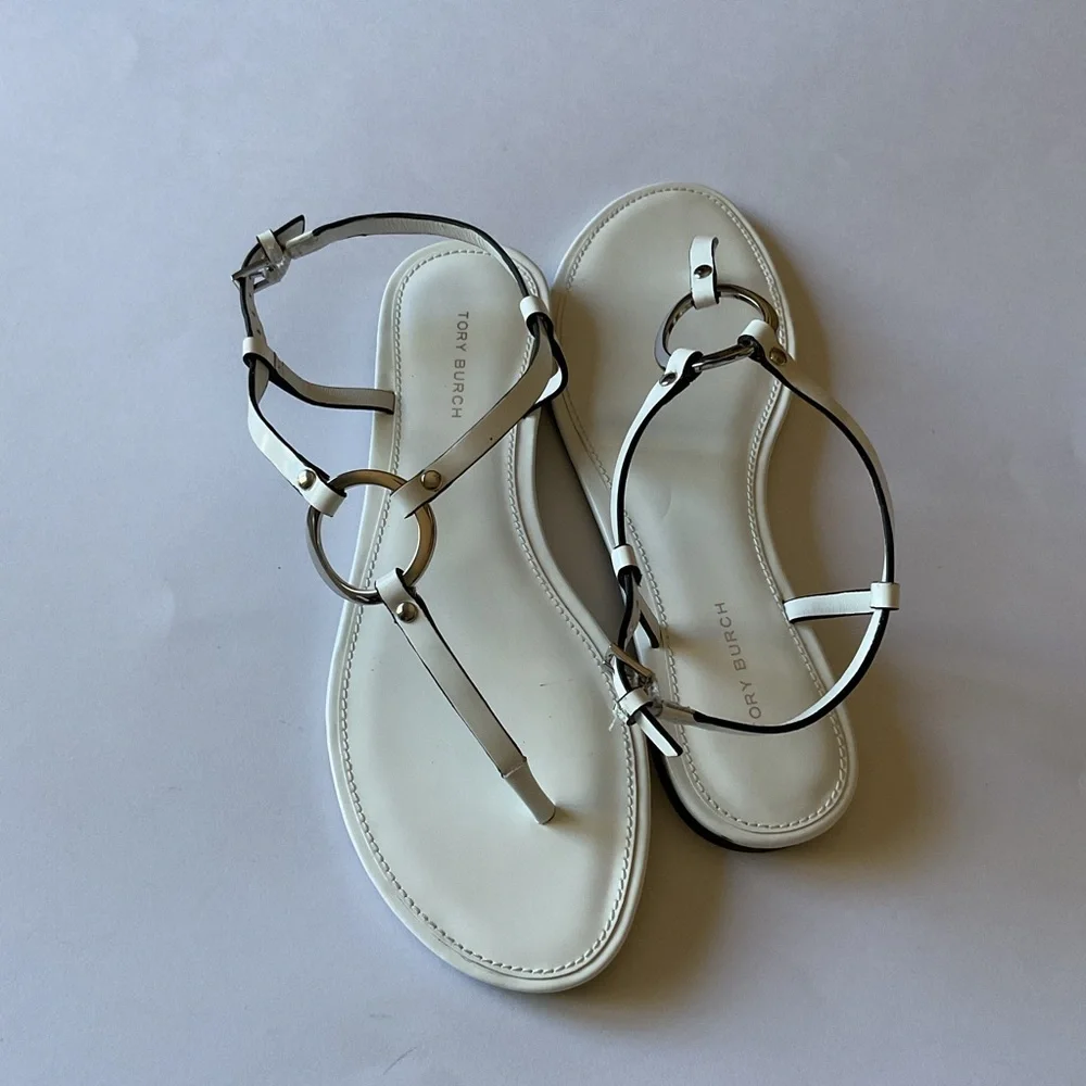 TORY BURCH LEATHER RING THONG WHITE SIZE 7 NWT NO BOX